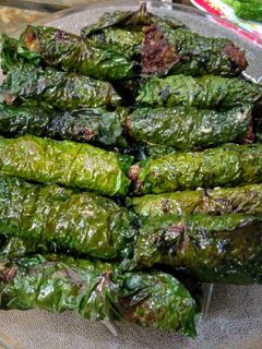 Hình của món Bò nướng lá lốt.