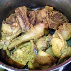A picture of #Ayam ungkep simple.