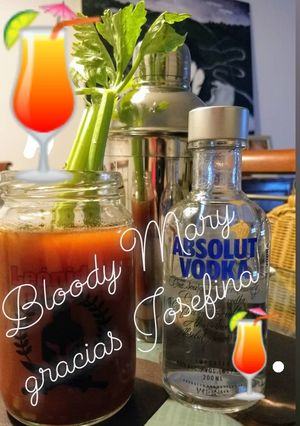 Una foto de Bloody Mary trago