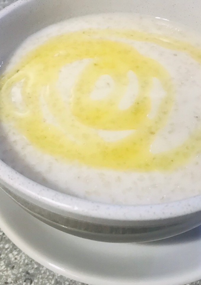 Una foto de Sopa de cebada muy rica 🍵 (hassae marroquí)