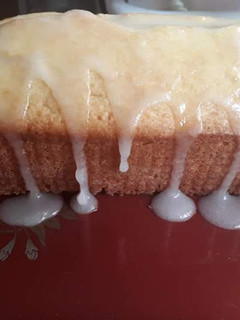 Una foto de Budín de naranja glaseado