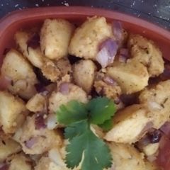 A picture of Rava Idli.