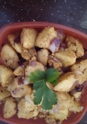A picture of Rava Idli.