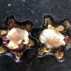 A picture of Hash brown breakfast basket or cups.
