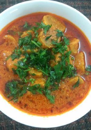 A picture of Gatte ki sabzi.