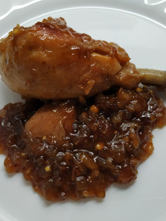 Una foto de Pollo con cebolla caramelizada 🍯