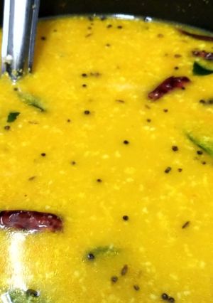 A picture of Ripe Mangoes in Buttermilk Stew/Mambazha Mor Kuzhambu/Pulissery.