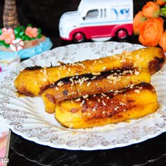 A picture of Vennayil Poricha Nenthrapazham / Ghee Roasted Plantains.