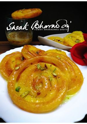 ছানার জিলিপি(Chhanar Jilipi recipe in Bengali) রেসিপির প্রধান ছবি
