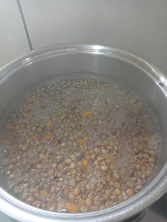 Una foto de Lentejas con carne molida