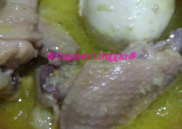 Langkah Mudah untuk Menyiapkan OPOR AYAM&hellip; BY. Dapoer Linggar yang Enak Banget