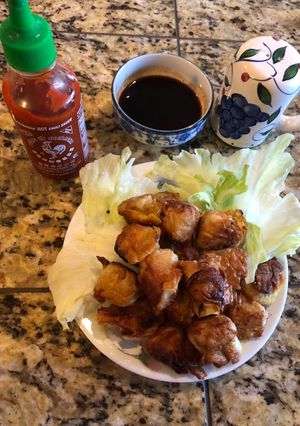 A picture of Fried Wontons.