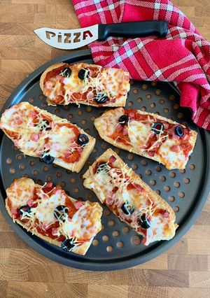 Une photo de ☆Tartines façon Pizza☆