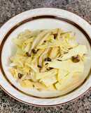 Măng Xào Thịt Heo Nấm Linh Chi Nâu