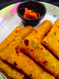 मसाला पराठा (masala paratha recipe in marathi) रेसिपी चे मुख्य फोटो