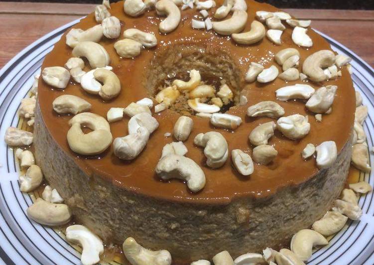 Pudim de café com castanhas