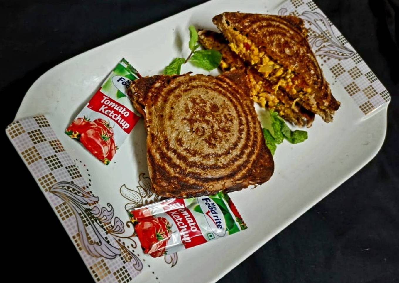 Paneer Bhurji Toasted Sandwich