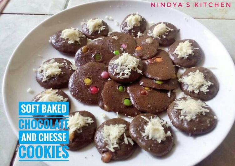 Bagaimana Menyiapkan Soft Baked Chocolate and Cheese Cookies Anti Gagal