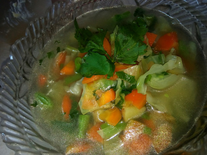 Ini dia! Bagaimana cara buat Sayur Sop Bening Lezat yang lezat