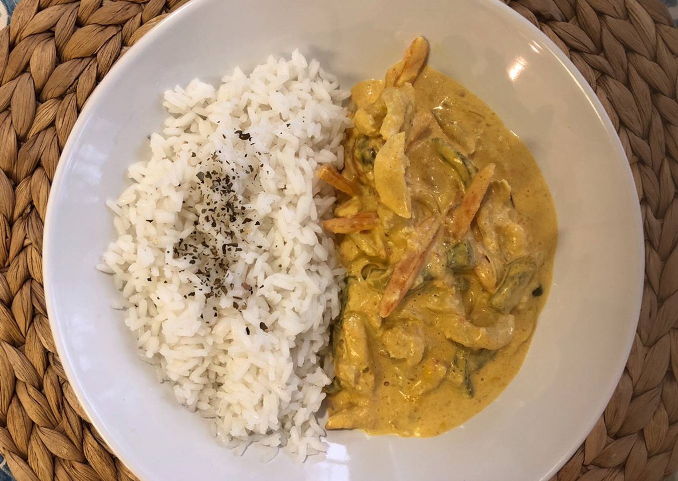 Pollo al curry con arroz basmati 🍛