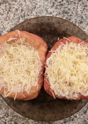 Lusta lángos recept fotója