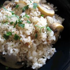 Garlic Mushroom Takikomi Gohan A picture of Garlic Mushroom Takikomi Gohan.