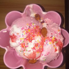 A picture of Strawberry ice cream.