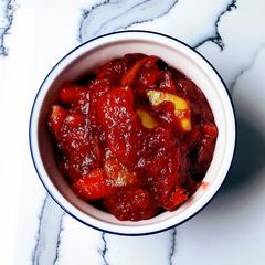 A picture of Crabapple Cranberry Sauce.