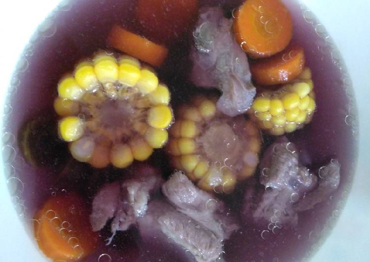 玉米�??�?�排骨汤 Sweet Corn Pork Rib Soup