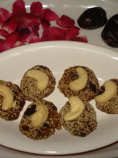 A picture of Fresh Dates bites.