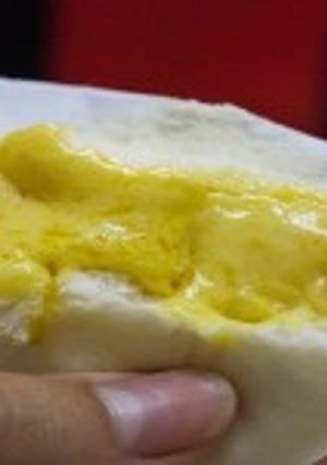 Hình của món Bánh Bao Kim Sa.