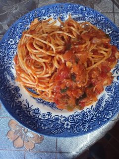 Una foto de Espaguetis con fritada