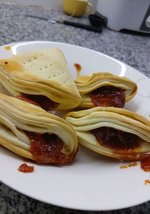 Una foto de Pastelitos fáciles de hacer con 3 ingredientes!! Súper fácil y rápido! En 5 minutos!