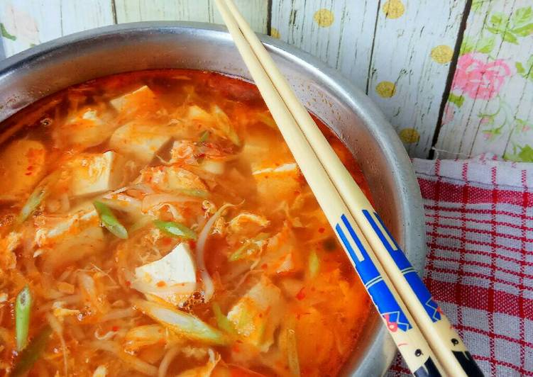 Sundubu-Jjigae (순두부찌개)