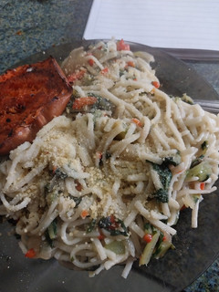 Una foto de Fideos con acelga riquísimos y súper fáciles