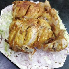 A picture of Lahori charga.