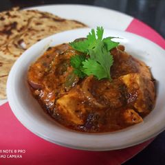 A picture of Kadhai paneer.