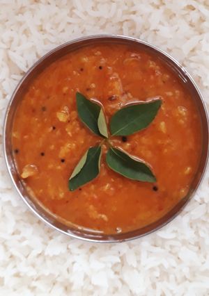 A picture of Tomato Dal (mess style).