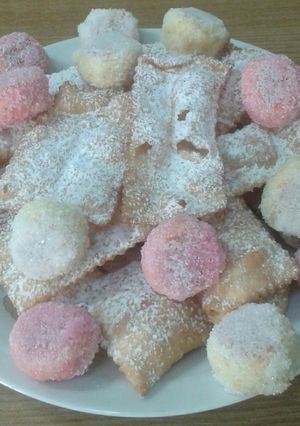 Foto di Frappe e castagnole ubriache