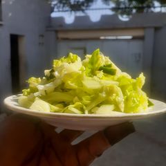 A picture of Green salad.