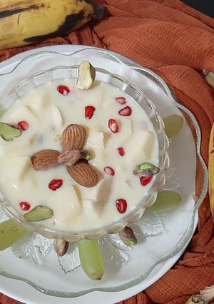 ફ્રુટ સલાડ (Fruit Salad Recipe in Gujarati) રેસીપી મુખ્ય ફોટો