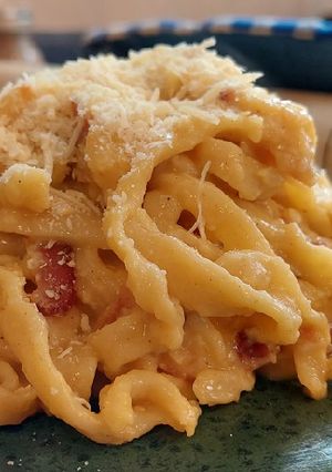 Una foto de Salsa Carbonara