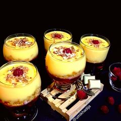 A picture of Custard and Jelly.