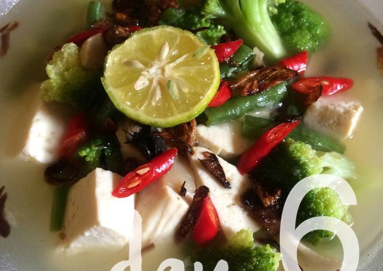 Bagaimana Menyiapkan GM Diet day 6 - Soup Tofu w/ Vegetables yang Menggugah Selera
