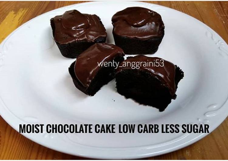Resep Moist chocolate cake (low carb less sugar 😉) (Cemilan diet) Anti Gagal