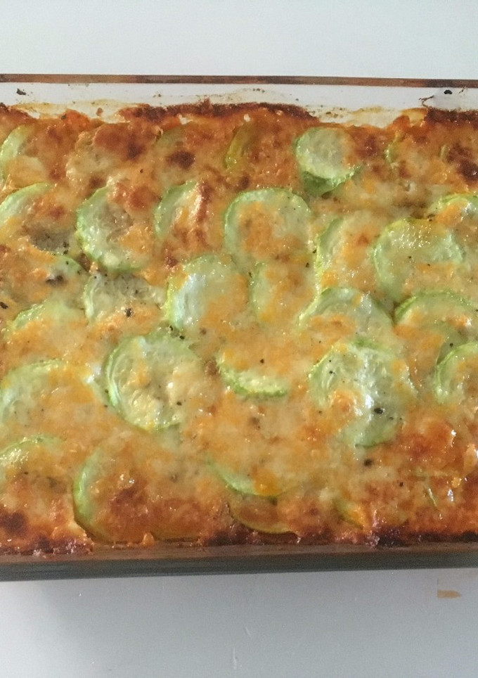 Una foto de Pastel de calabacines con atún