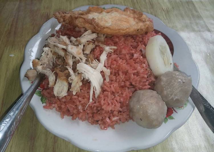 Bagaimana Menyiapkan Nasi Goreng Khas Mamuju Anti Gagal