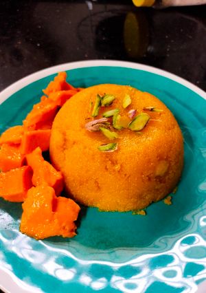 मॅंगो शिरा (mango sheera recipe in marathi) रेसिपी चे मुख्य फोटो 