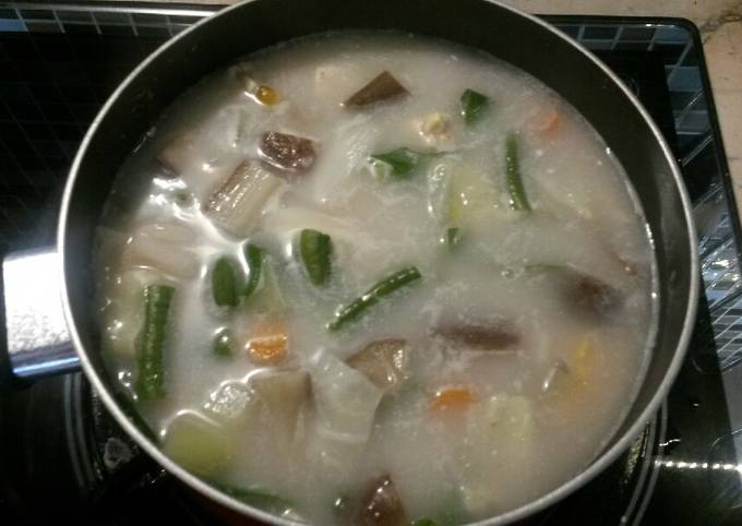 Bagaimana Menyiapkan Day 1. Sayur lodeh #BikinRamadanBerkesan yang Enak