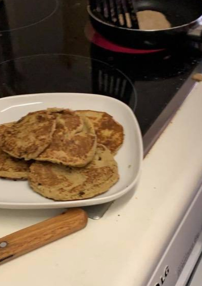 Una foto de Panqueques de avena y plátano